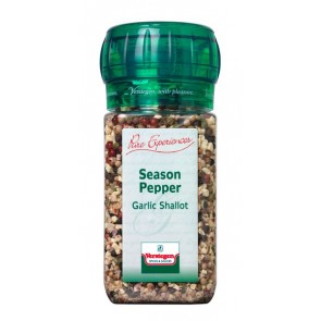 Season pepper garlic shallot
